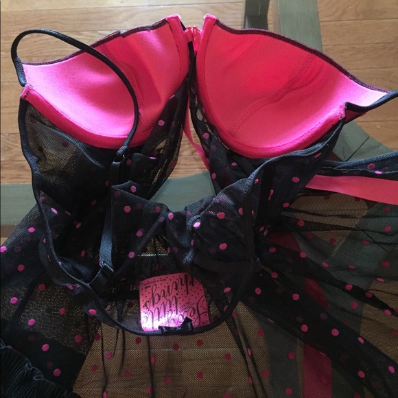 VS Nightie 34B - Picture 6 of 12